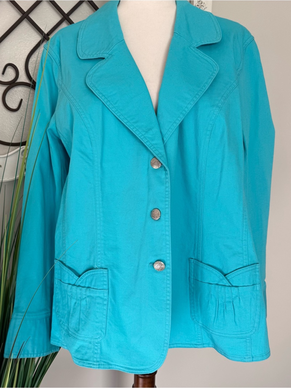 New! DENIM & CO Size 2X Bright Blue Jean Jacket